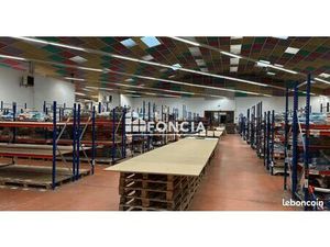 Local industriel 3 600 m²