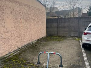 Loue place de parking exterieur