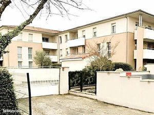 ◊T1 bis avec Terrasse et Parking en TBE