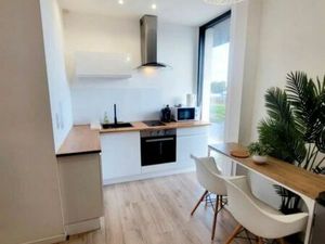 Coup de cœur garanti pour ce 2 pièces rénové clim et jardin