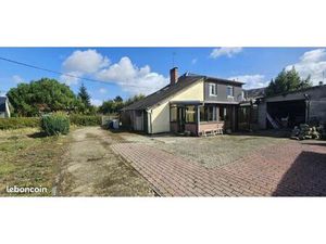 Maison Crèvecoeur le grand à VENDRE