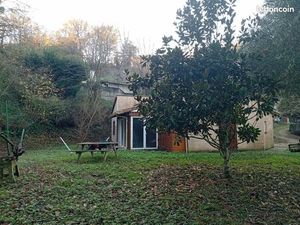 Petite maison sur grand terrain