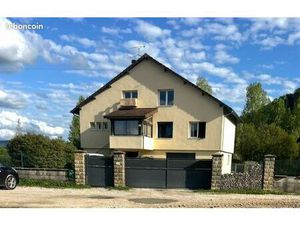 Maison individuelle sur 4000 m² de terrain