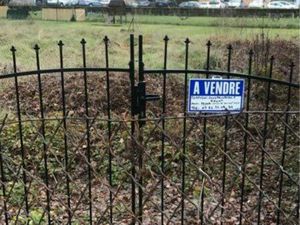 Terrain constructible 777m2 à Digne-les-Bains