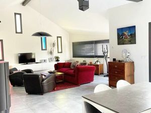 Bien de 180m2 à Divonne les bains