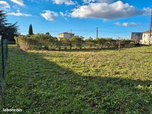 Très beau terrain plat proximité Aix-en-Provence