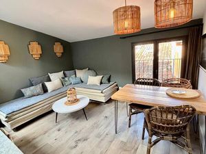 Maison de village avec terrasse en plein coeur de valbonne village