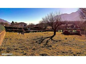 Terrain 500 M2 Voreppe secteur résidentiel calme