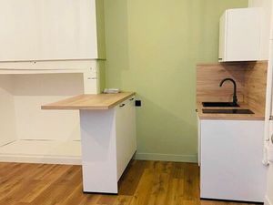 STUDIO de 25m²  hyper-centre d’Aurillac  à deux pas de la superbe Abbatiale Saint-Géraud