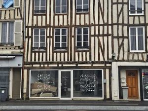 À louer – Local commercial 180 m² – Centre-ville Châlons-en-Champagne