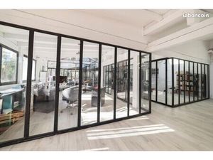 Bureaux 277 m²