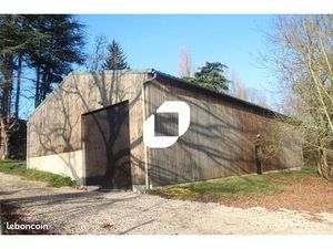 Local d'activité 1 116 m²