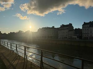 Bureaux 85 m² – Adresse premium Quai Vauban – Besançon centre