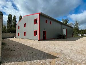 Bureaux et dépôt à louer – Geneuille (25)