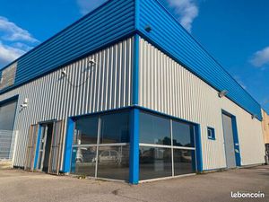 Local D’Activité 200m2