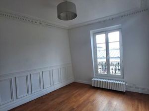 Joli 3 pièces 49 m2 XVIIIème Métro Simplon