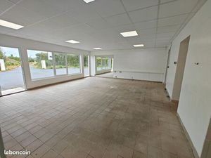 ? À LOUER – Bureaux à Cherbourg-en-cotentin (Équeurdreville  50120)