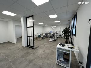 Bureaux 165 m²