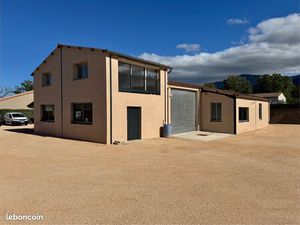 Hangar enrepot professionnel