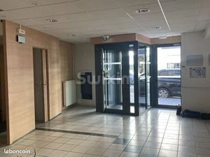 Local commercial 151 m² Champagnole