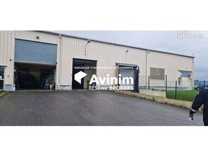 Local 182 m² Neuilly-en-Thelle