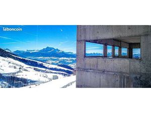 Bâtisse 780 m2 à 1500 m d'altitude  panorama et qualité de vie RARE