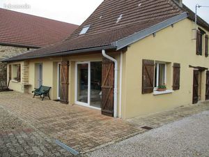 Maison de village et atelier