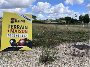 Terrain 700 m² Champniers