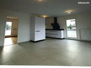 Appartement T4 attique garage double ascenseur Annecy Seynod 2090