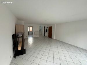 Riedisheim centre  lumineux Duplex F4  balcon exposé sud