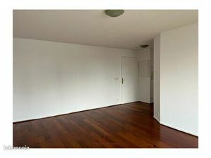 À découvrir sans tarder : lumineux T3 avec balcon et parking