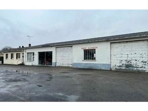 Maison Nieuil 70 m² T-3 à vendre  140 000 €