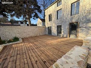 Maison en pierre rénovée – 3 suites  terrasse – Côte chalonnaise