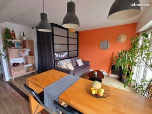 T1bis avec balcon entièrement rénové à quelques mètres de la Grande plage