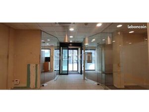 Boutique 144 m² Sallanches