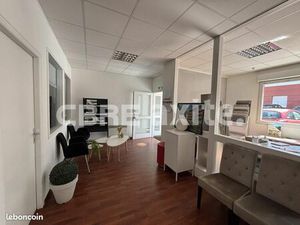 Bureaux 106 m²