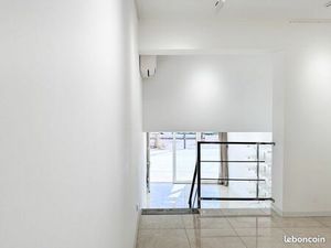 Local commercial port de Bandol / Droit au bail