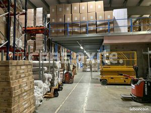 Local d'activité 2 870 m²