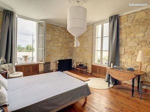 Charmante Maison de Village dominant la Garonne