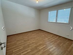 En suisse: bureau  cabinet ou autre