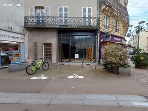 Boutique très bel emplacement