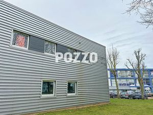 Local commercial 383 m²