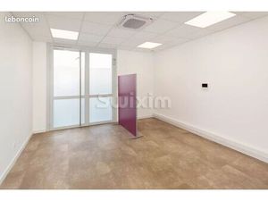 Local commercial 16 m² Sallenôves