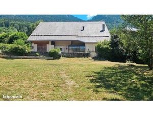 Ancienne ferme 120 m² hab + 320 m² aménageables - Terres agricoles en option