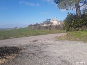 Maison dans petit village gersois