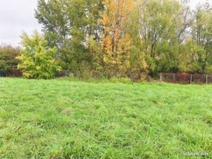 Terrain 350 m² Aubignan