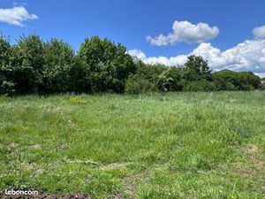 Terrain 657 m² Aurillac