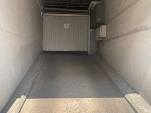 Place de parking proche gare et sécurisée