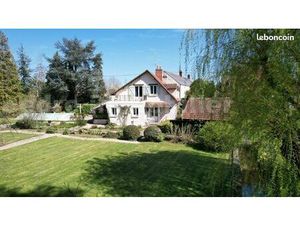 Maison 6 pièces 290 m²