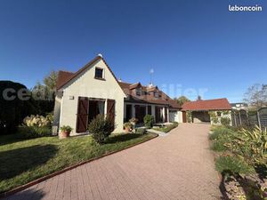 Maison 6 pièces 151 m²